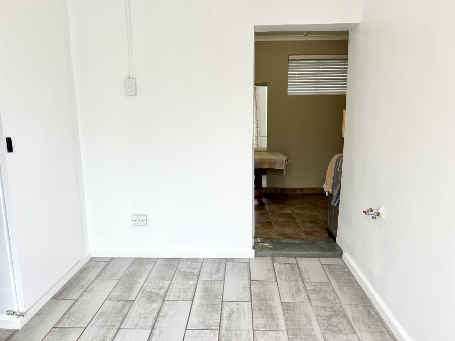 4 Bedroom Property for Sale in Churchill Estate Western Cape